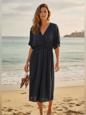 NWT: BloomChic size 14/16 Navy V-Neck Midi Dress with pockets